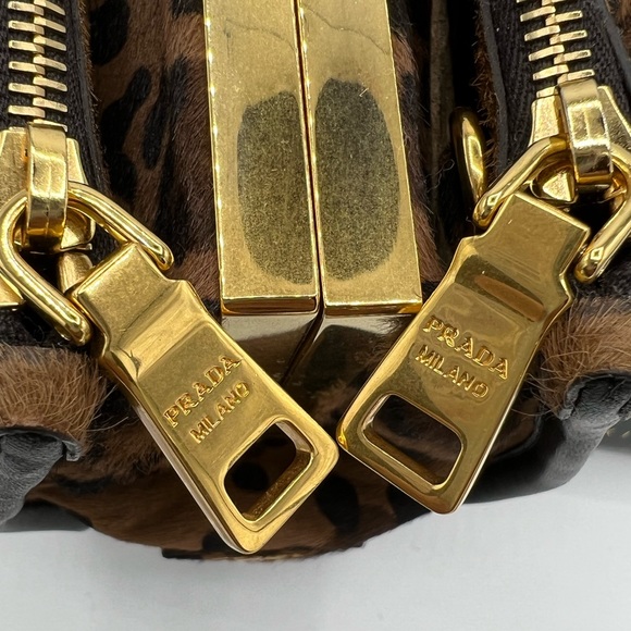 Vintage Prada shoulder bag - Picture 14 of 15